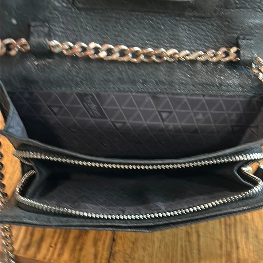 Botkier any wallet clean